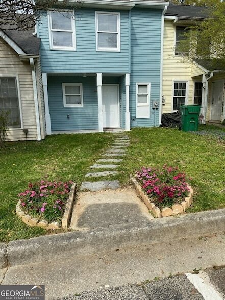 2391 Cove Rd in Lithonia, GA - Foto de edificio