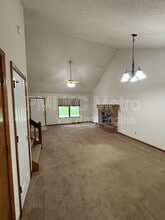 504 NE Green St in Lee's Summit, MO - Building Photo - Building Photo