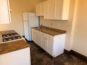 52-54 Alden St in Hartford, CT - Building Photo - Building Photo