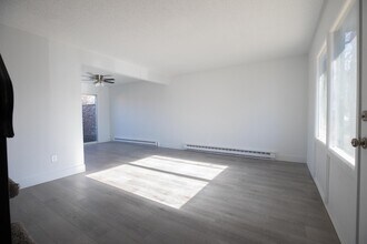905 N Mercer St, Unit 903 in Boise, ID - Foto de edificio - Building Photo