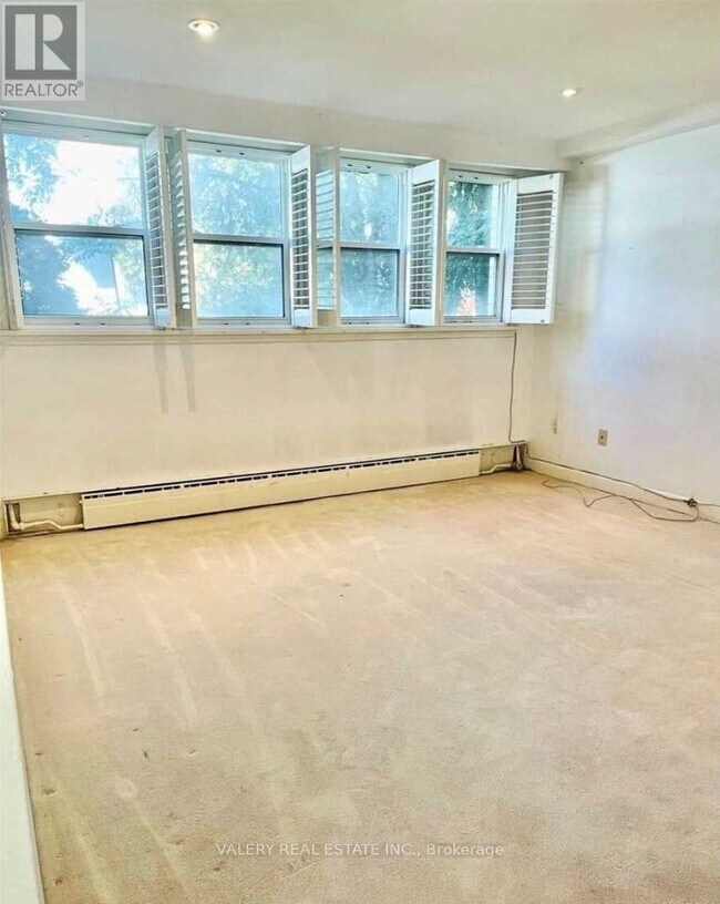 property at 47 Ranleigh Ave