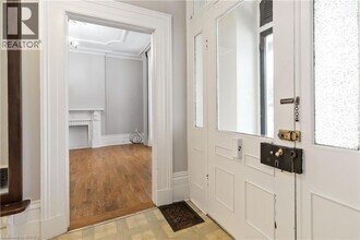 56 Mt Pleasant St in Brantford, ON - Building Photo - Building Photo