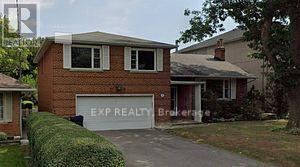 23 Birchwood Ave in Toronto, ON - Building Photo