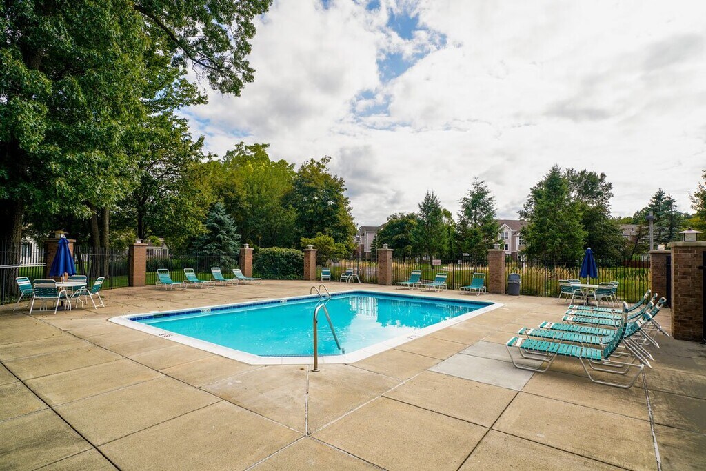 Orchard Lakes Apartments Toledo, OH Apartments