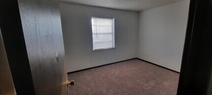 Buckner Apartments in Fairfield, TX - Building Photo - Building Photo