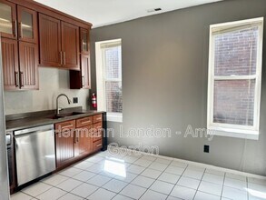 4738 Olive St in St. Louis, MO - Building Photo - Building Photo