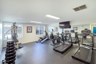 Willows Court Apartment Homes in Seattle, WA - Building Photo - Interior Photo