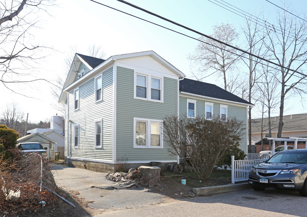 6-8 N 5th Ave in Taftville, CT - Building Photo