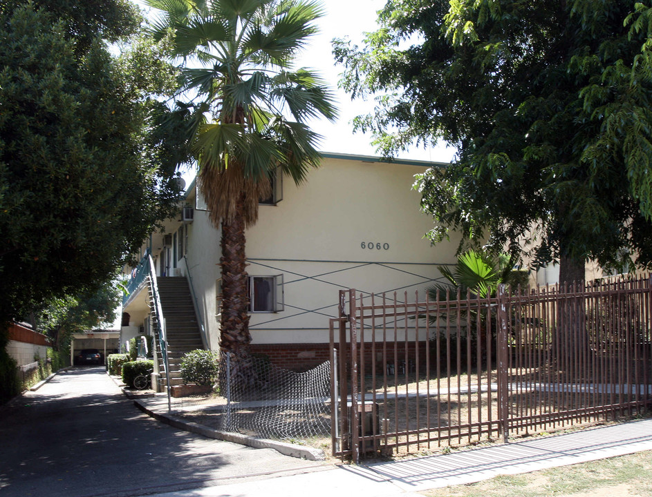 6060 La Prada in Los Angeles, CA - Foto de edificio