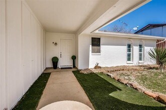 2403 Vassar Ct in Arlington, TX - Building Photo - Building Photo