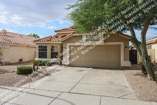3229 E Brookwood Ct in Phoenix, AZ - Building Photo