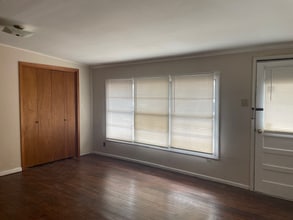 1001 S Boundary St in Burnet, TX - Building Photo - Building Photo