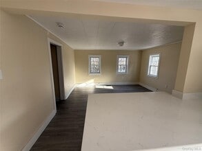 647 County Route 78 in Middletown, NY - Building Photo - Building Photo