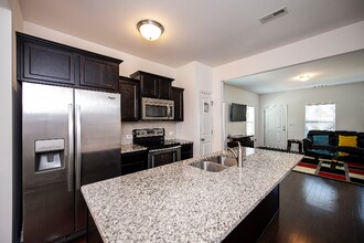 13406 Calloway Glen Dr in Charlotte, NC - Building Photo - Building Photo