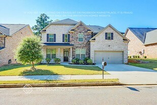 3329 Alhambra Cir in Hampton, GA - Building Photo