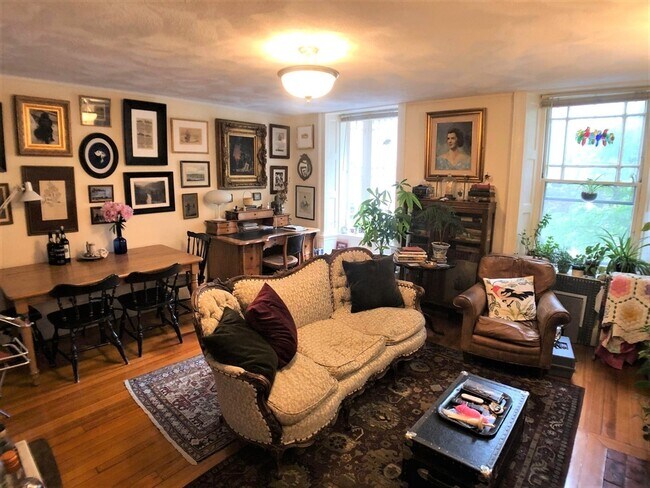 15 Charles St in Boston, MA - Building Photo - Building Photo