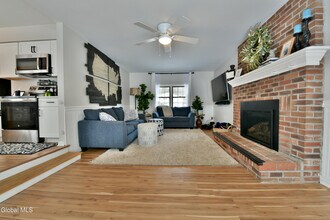 9 Bell Flower Rd in Ballston Spa, NY - Building Photo - Building Photo