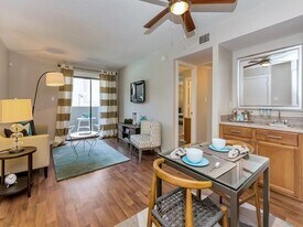 Olive East in Gilbert, AZ - Building Photo