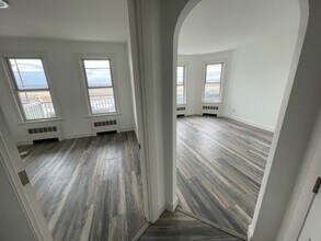 90 Winthrop Shore Dr in Winthrop, MA - Foto de edificio - Building Photo