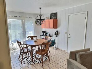 1829 S Craig Cir in Rogers, AR - Building Photo - Building Photo