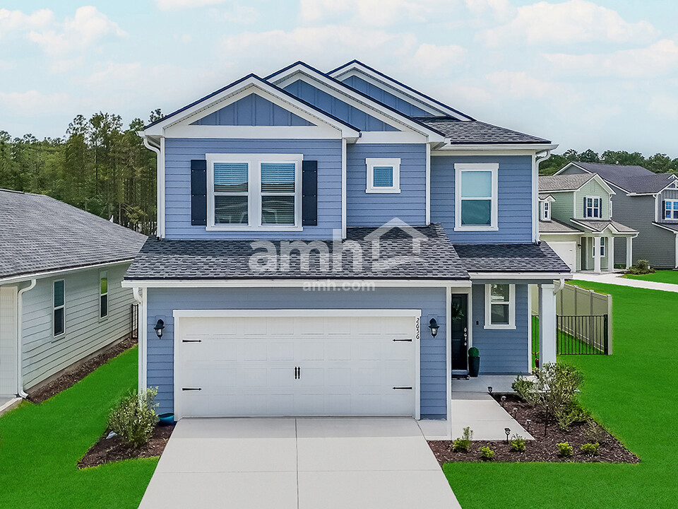 2902 Alanas Mdw Wy in Green Cove Springs, FL - Building Photo