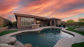 11572 E Running Deer Trail in Scottsdale, AZ - Building Photo