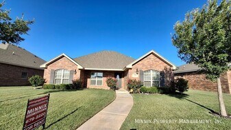 7904 Legacy Pkwy in Amarillo, TX - Building Photo