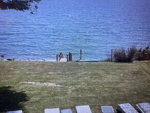 3 Crescent Bluff Ave in Branford, CT - Building Photo - Building Photo
