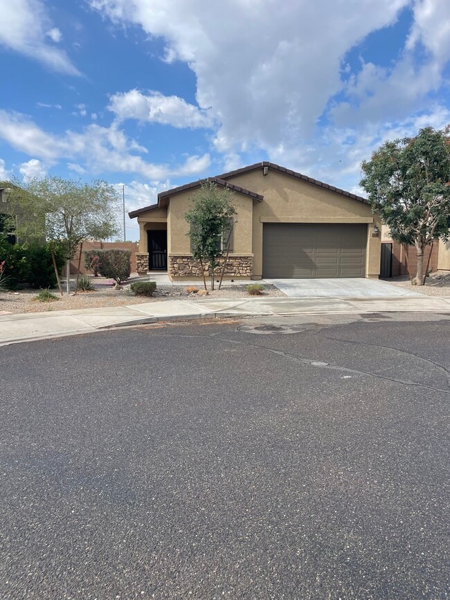 property at 23625 West Watkins St