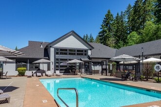 Renwood Apartment Homes in Bonney Lake, WA - Foto de edificio - Building Photo