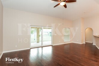 18521 Olive Rd in Ft. Myers, FL - Building Photo - Building Photo