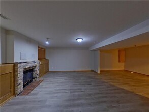 16740 N Manor Rd in Eden Prairie, MN - Building Photo - Building Photo