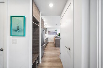 484 Spadina Ave. in Toronto, ON - Building Photo - Building Photo