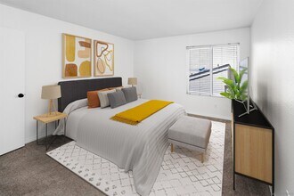 5946 Rancho Mission Rd in San Diego, CA - Building Photo - Building Photo