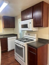 1144 Prince Dr in Cortland, OH - Building Photo - Building Photo