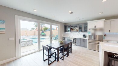 18673 Evergreen Cir in Fountain Valley, CA - Building Photo - Building Photo