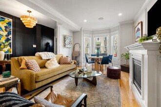 687 E 6th St, Unit 687 in Boston, MA - Building Photo - Building Photo
