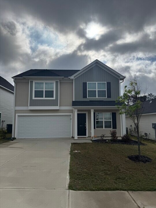 652 Penfolds Wy in Blythewood, SC - Building Photo