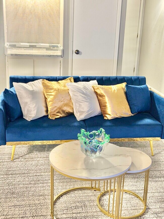 1072 Maywood Ln, Unit 36 in Martinez, CA - Building Photo - Building Photo