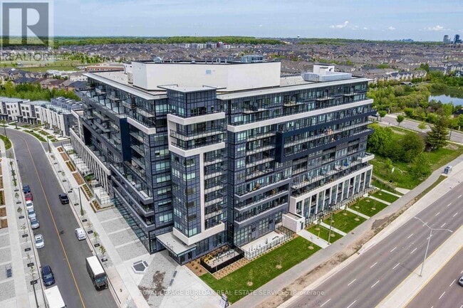 property at 395-P395 Dundas St W