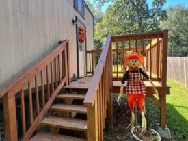 182 Woodard Rd in Kathleen, GA - Building Photo