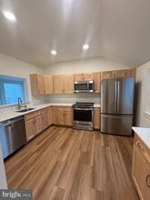 39977 Peacock Cir in Paeonian Springs, VA - Building Photo - Building Photo