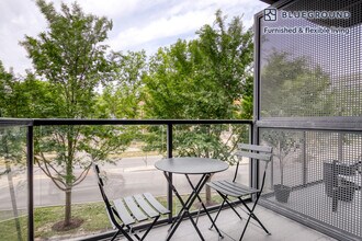 1717 Ridge Ave, Unit FL2-ID759 in Evanston, IL - Building Photo - Building Photo