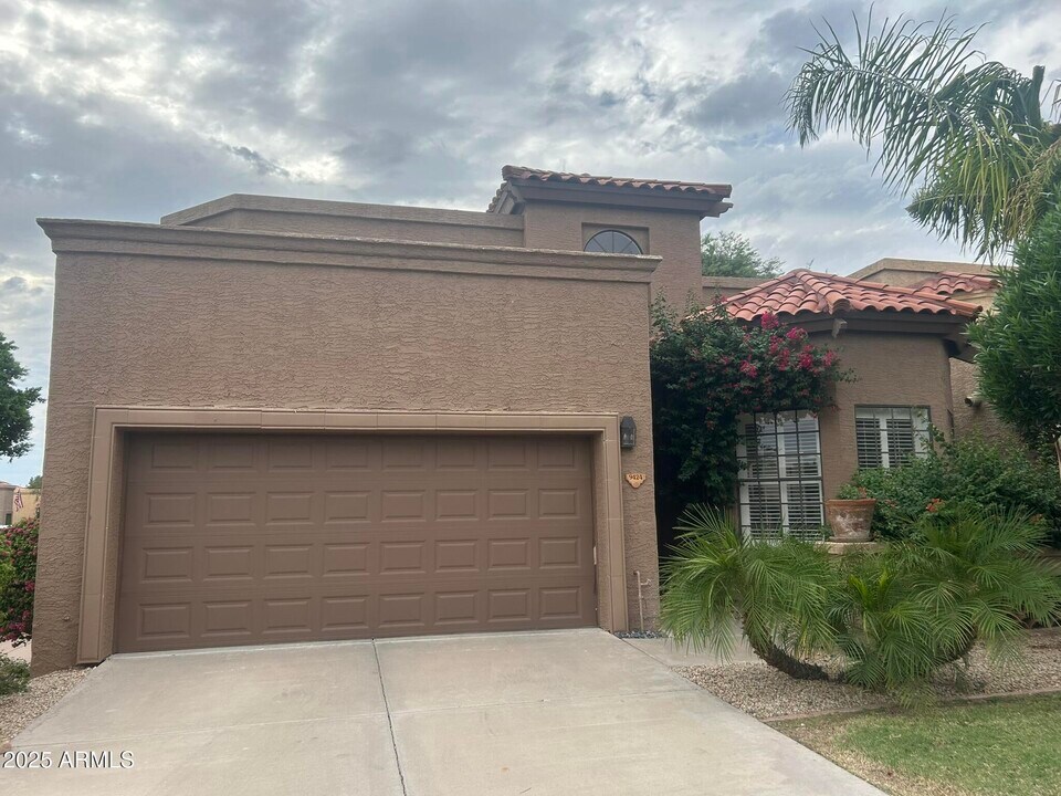 9424 N 105th St in Scottsdale, AZ - Building Photo