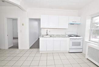 221 Lehrer Ave in Elmont, NY - Building Photo - Building Photo