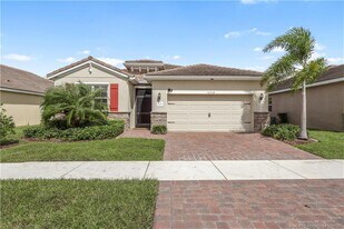 10558 SW Toren Wy in Port St. Lucie, FL - Building Photo