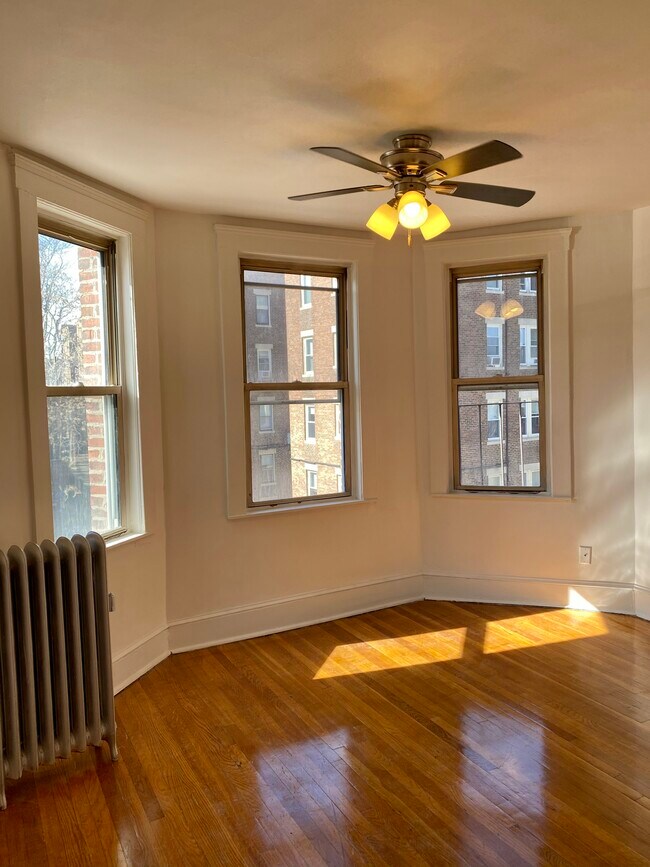 9 Cottage St