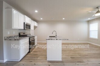 220 N Cleveland Ave in Sand Springs, OK - Building Photo - Building Photo