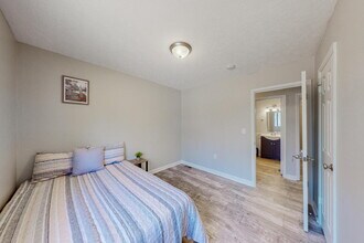 4335 Lincolndale Dr in Ellenwood, GA - Building Photo - Building Photo