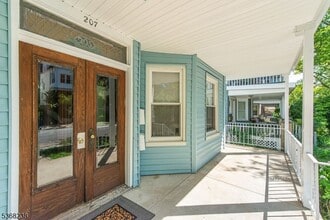 207 Hillside Ave in Glen Ridge, NJ - Building Photo - Building Photo